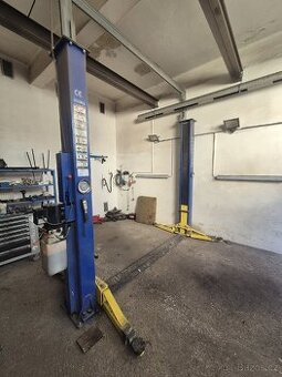 Dvousloupovy zvedak Borten 4000kg