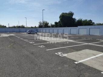 Milovice - pronájem parkovacího stání 15 m2, okr. Nymburk