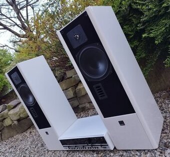 Prodám stereo receiver a sloupové reprosoustavy WHITE