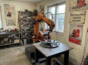 Robotické svařovací pracoviště z dílenských možností...