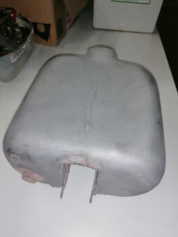 Nádrž jawa 555, 2 kusy.