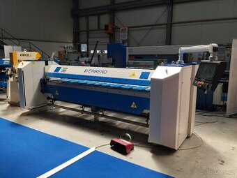 Motorická CNC ohýbačka plechu ERBEND, model MFC 3215