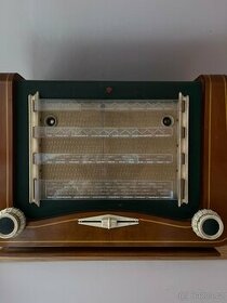 Sestava rádio Máj 620A z roku 1955