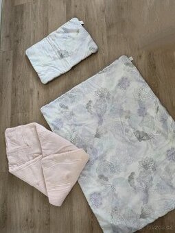 Přikrývka a polštář