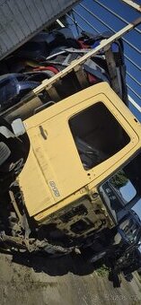 MB 815 prodam dily