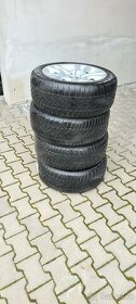 Prodám zimní pneu DUNLOP 225/50 R17 - 1