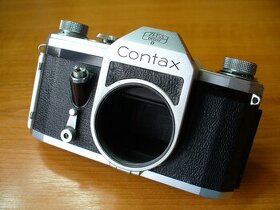 Contax D - analogová zrcadlovka