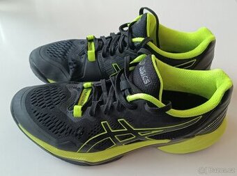 Prodám boty Asics vel. 42 sálovky