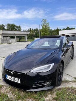 Tesla model S 75D