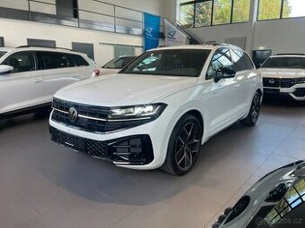 Volkswagen Touareg 3.0 V6 TDI R-LINE BLACK STYLE