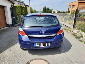 Opel Astra H 2005