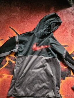 NIKE mikina  vel . y XL , detske , panske S   stav 9/10 , st