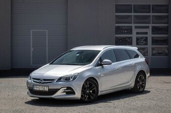 Opel Astra Sport Tourer 2.0 CDTI BiTurbo