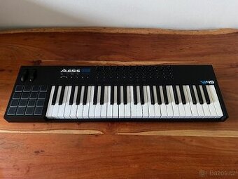 Alesis VI49 midi keyboard - drobné vady