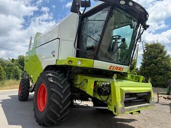 Sklízecí mlátička Claas Tucano 450, žací lišta V660, 2400 /
