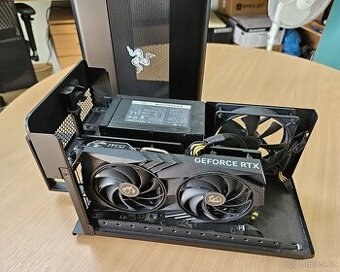 GPU box Razer Chroma X + MSI GeForce RTX 4060 GAMING X 8G