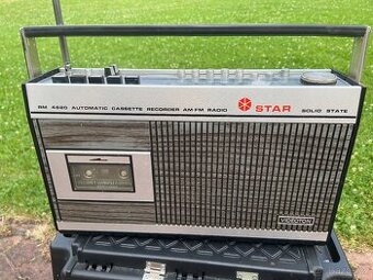retro rádio kazeťák Videoton Star