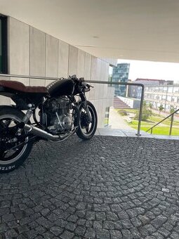 Caferacer, Honda cm400 bez STK