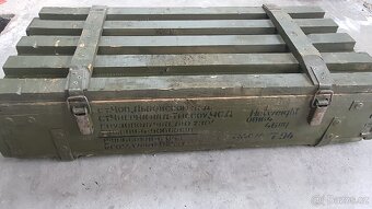 Vojenská bedna od munice