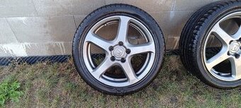 Sada R17 alu Honda Accord -pneu Nokian