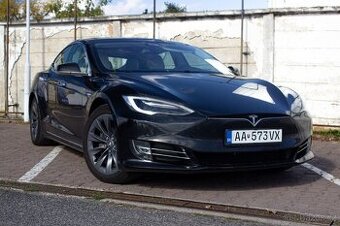 Tesla Model S | 362kw | 4x4 | Autopilot panoráma