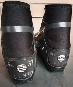 Dětské běžkařské boty vel. 37