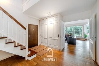 Prodej bytu 4+kk 138 m² + balkon 7,5 m², Praha - Michle - 1