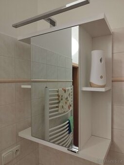 Koupelnová skříňka Banyo