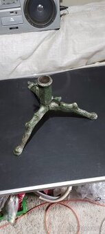 STOJAN  NA  VÁNOČNÍ  STROMEČEK