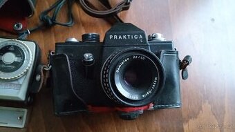 Fotoaparát Practica