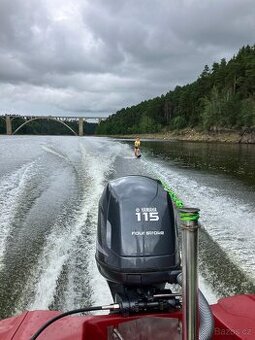 Lodní závěsný motor Yamaha 115hp 4takt