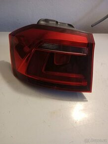WV golf  levé zadní světlo
