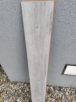 Laminátová plovoucí podlaha 90 m2 dub šedý sleva 35%NOVÁ