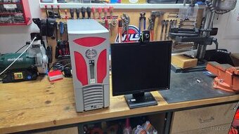 Daruji starší funkční PC