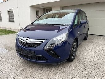 Opel Zafira 1.4i 7 Míst