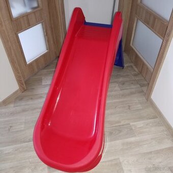 Dětská skládací skluzavka
