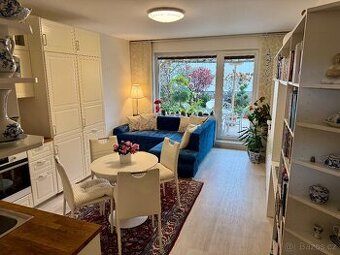 Prodej bytu 2+KK, 44 m2 - 1