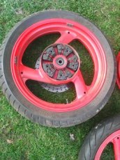 Prodám náhradni díly na české i japonské moto