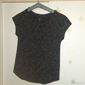 Trička, bunda, halenky