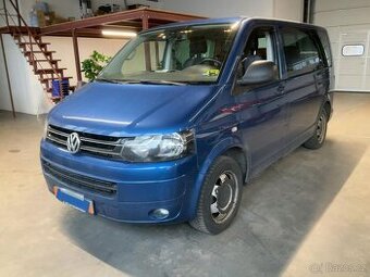 VW Multivan T5 2.0TDI 103kW,DPH,tažné,navi,serviska
