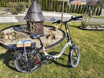 Skládací elektrokolo