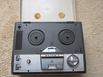 Kotoučový magnetofon UNITRA 140 T