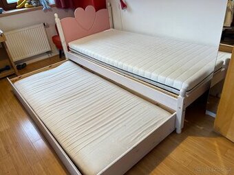 Postel se šuplíkem