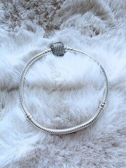 pandora naramek pave soudek