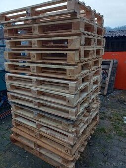 Dřevěné palety