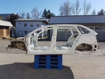 Výřez karoserie Škoda Rapid Spaceback, již rozřezáno, LEVNĚ