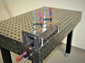 Pomocné kolíky (dorazy) pro svářecí-svařovaci 3D stůl