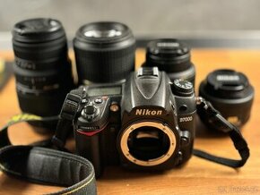 Nikon d7000 s příslušenstvím - 1