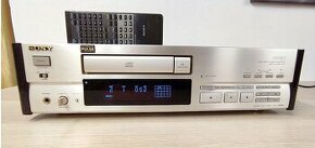 SONY CDP-X559ES CD PLAYER + remote control