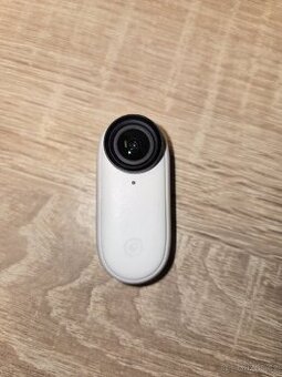 Insta360 go2